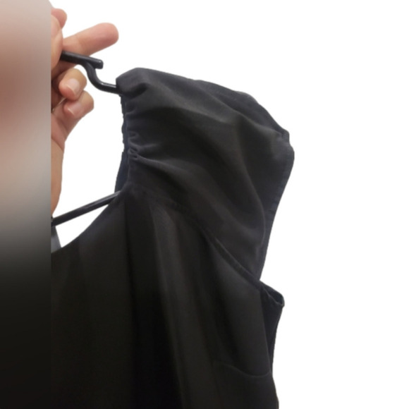 Miusol Black City Goddess Dress Short Sleeves - Picture 4 of 4